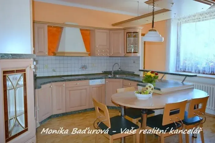 Prodej kanceláře, Fryšták, Souhrady, 788 m2