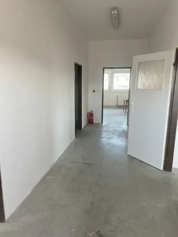 Prodej výrobních prostor, Nový Bor, 286 m2