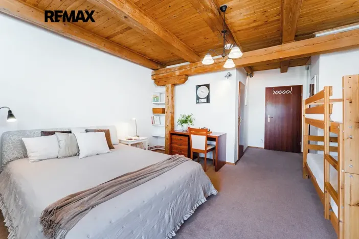 Prodej rodinného domu, Přelíc, 460 m2