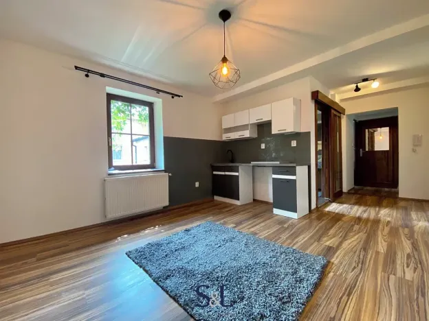 Pronájem bytu 1+kk, Česká Lípa, Žižkova, 28 m2