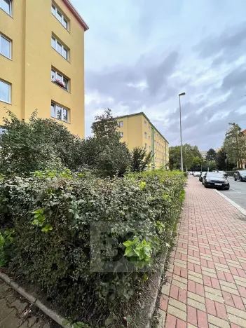 Pronájem bytu 3+kk, Praha - Strašnice, Nučická, 65 m2