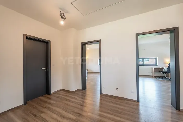 Prodej rodinného domu, Kornatice, 270 m2