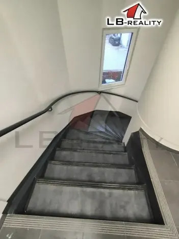 Pronájem bytu 2+kk, Kolín, Politických vězňů, 58 m2