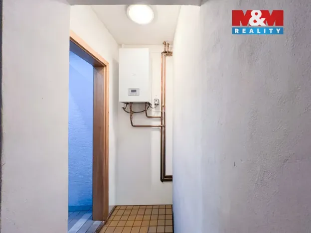 Prodej bytu 3+1, Volary, Náměstí, 96 m2