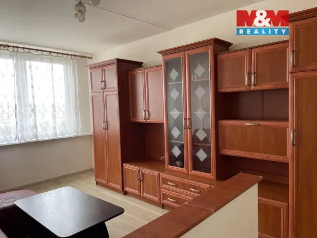 Pronájem bytu 2+kk, Praha - Horní Měcholupy, Boloňská, 43 m2