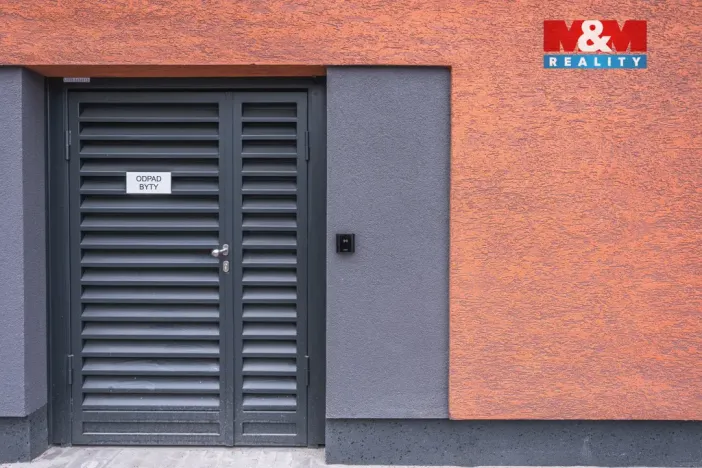 Pronájem bytu 1+kk, Praha, 35 m2