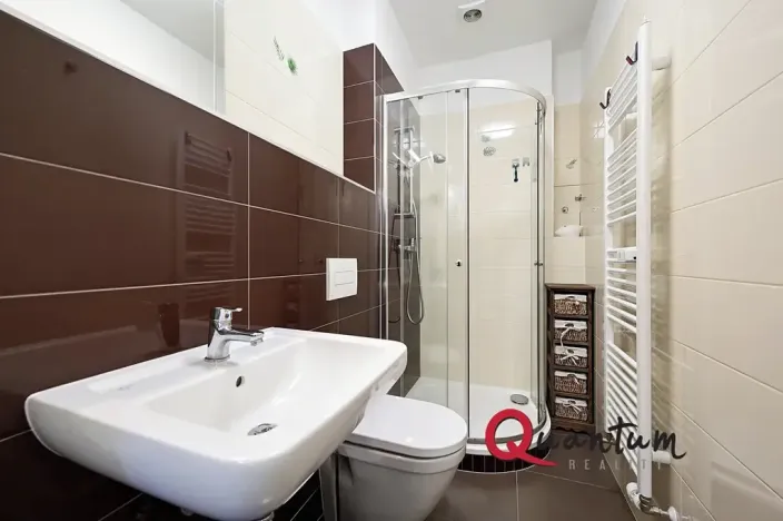 Prodej bytu 1+kk, Praha - Uhříněves, Bečovská, 20 m2