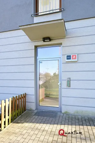 Prodej bytu 1+kk, Praha - Uhříněves, Bečovská, 20 m2