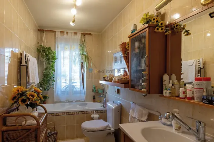 Prodej rodinného domu, Zdice, 294 m2