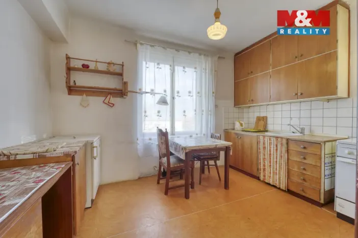 Prodej bytu 3+1, Plzeň - Jižní Předměstí, Stehlíkova, 83 m2