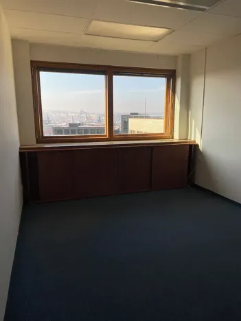 Pronájem kanceláře, Praha - Žižkov, náměstí Winstona Churchilla, 20 m2