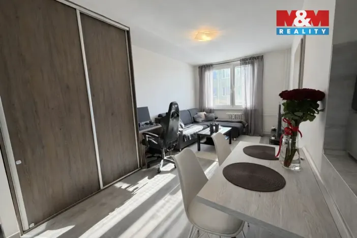 Pronájem bytu 2+kk, Louny, U Stadionu, 42 m2