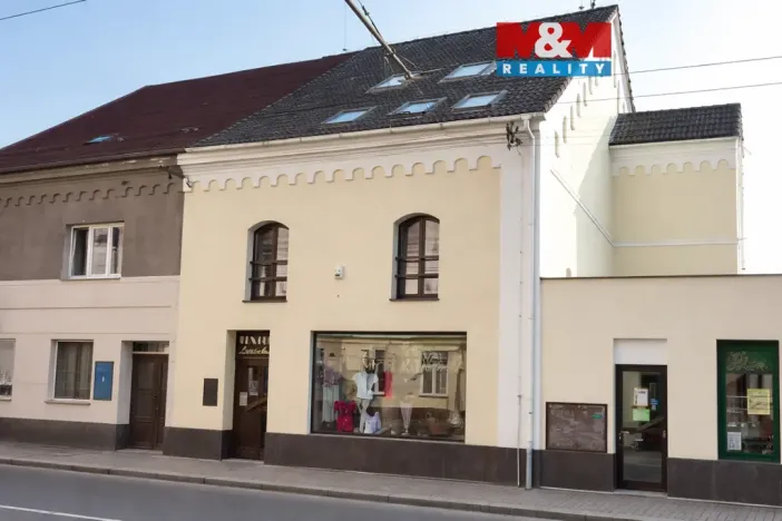 Pronájem bytu 2+1, Lázně Bohdaneč, Šípkova, 70 m2