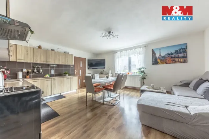 Prodej rodinného domu, Dobkovice, 224 m2