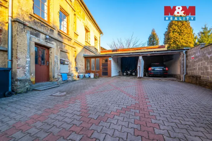 Prodej bytu 3+1, Nový Bor - Arnultovice, Gen. Svobody, 183 m2