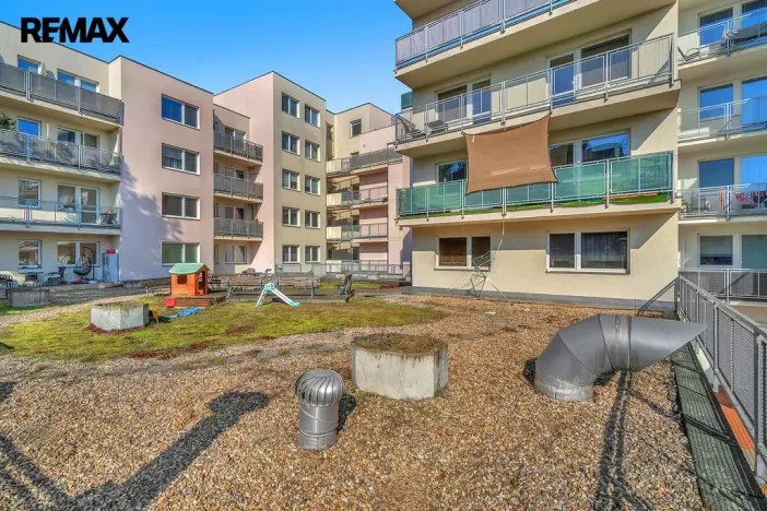 Pronájem bytu 3+kk, Pardubice - Zelené Předměstí, Pichlova, 52 m2