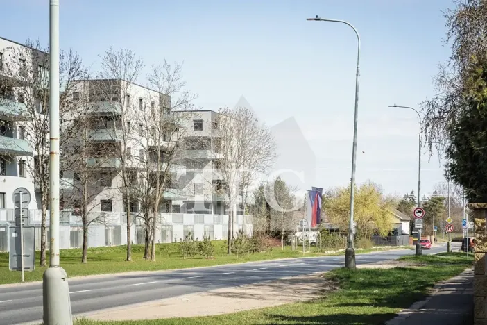 Prodej bytu 3+kk, Praha - Prosek, Návarovská, 83 m2