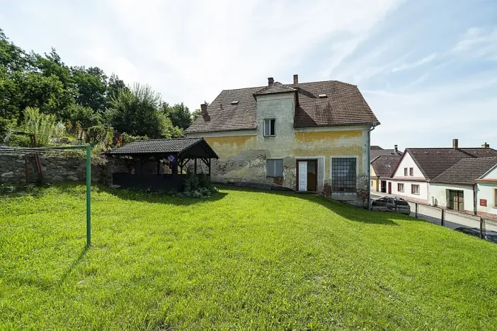 Prodej činžovního domu, Týn nad Vltavou, 350 m2