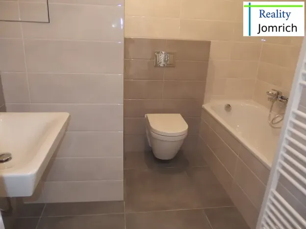 Pronájem bytu 3+kk, Liberec, Na Perštýně, 74 m2