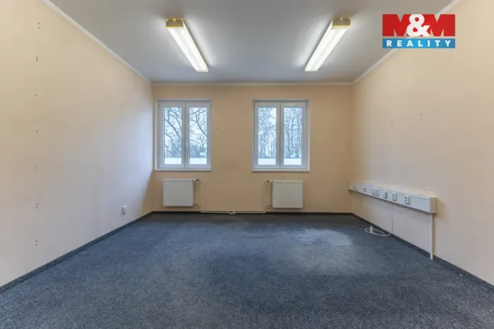 Pronájem skladu, Jirkov, Mostecká, 255 m2