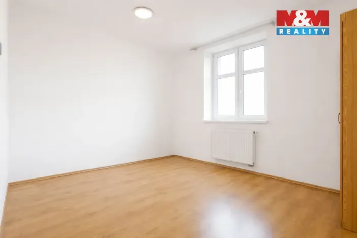 Prodej bytu 4+1, Dolní Dunajovice, U Pekárny, 83 m2