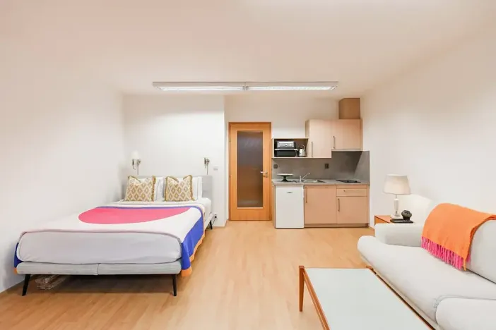 Pronájem bytu 1+kk, Praha - Michle, Hanusova, 32 m2