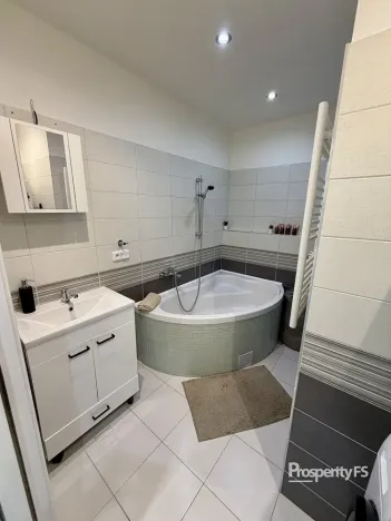 Pronájem bytu 3+1, Žatec, Ostrov, 64 m2