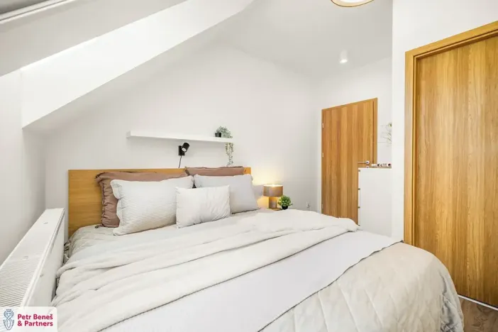 Prodej bytu 3+kk, Milovice, Zátopkova, 108 m2