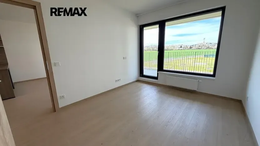 Pronájem bytu 2+kk, Praha - Letňany, Vyletalova, 54 m2