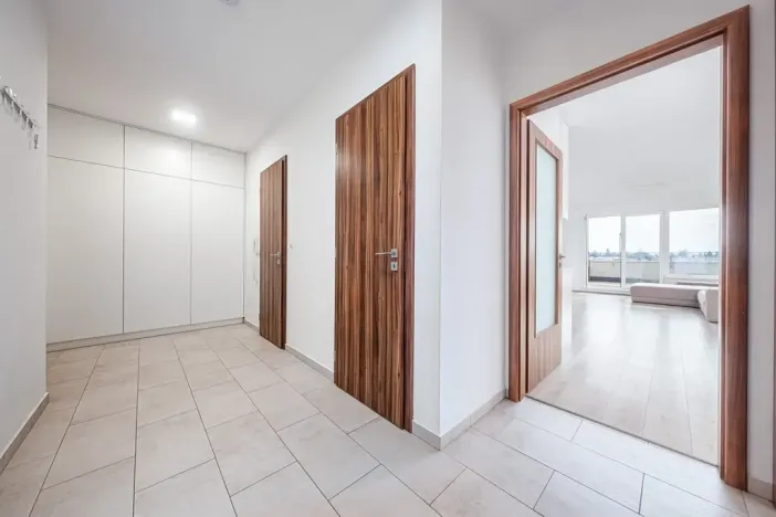 Pronájem bytu 3+kk, Pardubice - Zelené Předměstí, Pod Vinicí, 117 m2