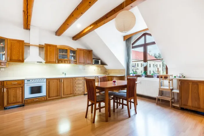 Prodej bytu 4+kk, Rokytnice v Orlických horách, náměstí T. G. Masaryka, 153 m2