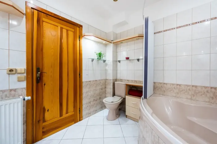 Prodej bytu 4+kk, Rokytnice v Orlických horách, náměstí T. G. Masaryka, 153 m2