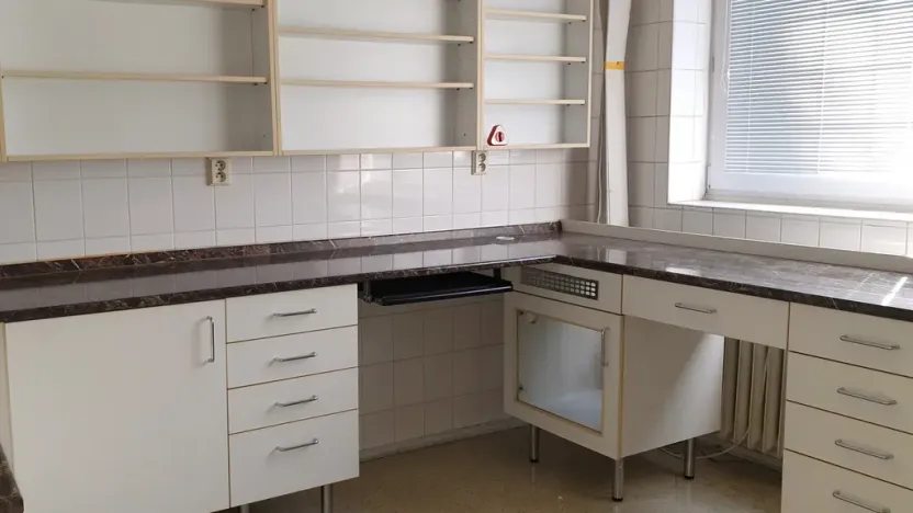 Pronájem komerční, Opava - Město, Masarykova třída, 121 m2