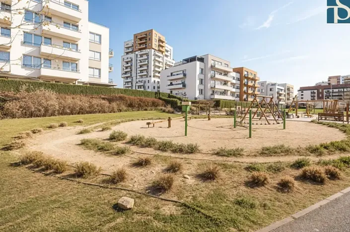 Prodej bytu 2+kk, Praha - Letňany, Hlučkova, 45 m2