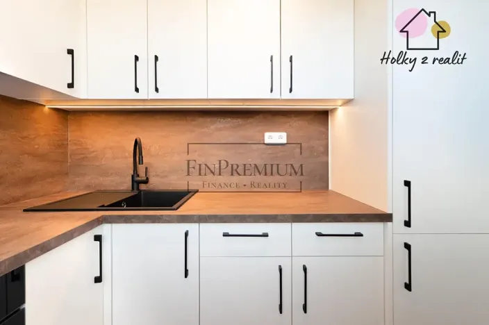 Pronájem bytu 1+kk, Praha - Hodkovičky, Klánova, 26 m2