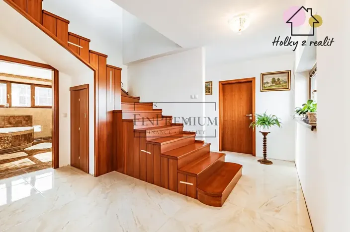 Prodej rodinného domu, Psáry, U Studny, 298 m2