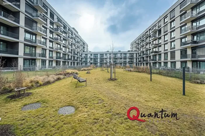 Prodej bytu 3+kk, Praha - Vysočany, Střídavá, 86 m2