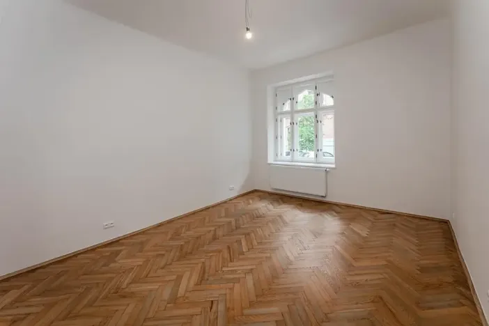 Pronájem kanceláře, Praha - Vinohrady, Mánesova, 52 m2