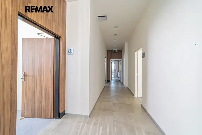 Prodej obchodního prostoru, Králíky, 5. května, 519 m2