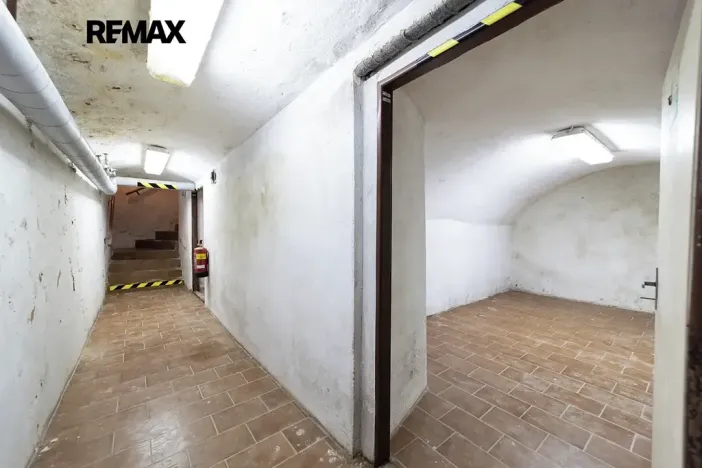 Prodej obchodního prostoru, Králíky, 5. května, 519 m2