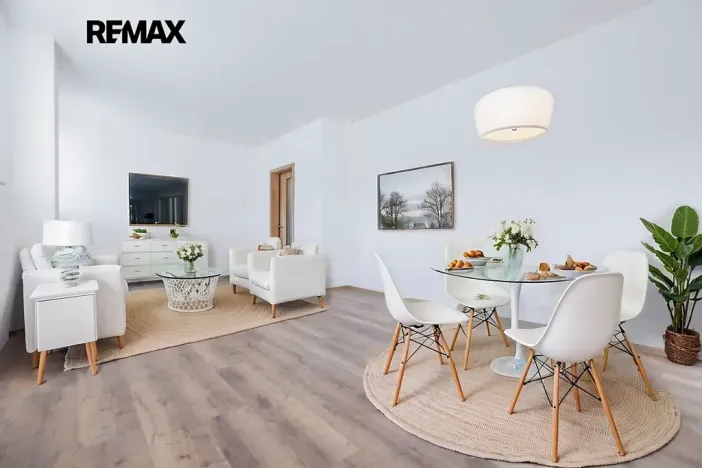 Prodej bytu 2+kk, Svoboda nad Úpou, Nádražní, 56 m2