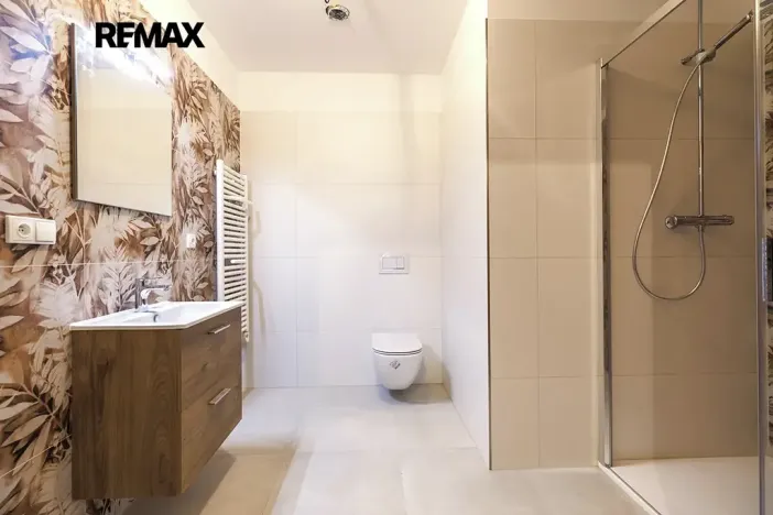 Prodej bytu 2+kk, Svoboda nad Úpou, Nádražní, 54 m2