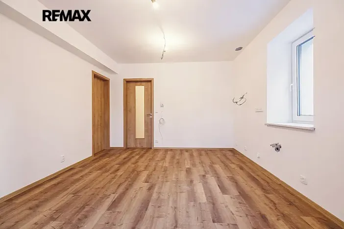 Prodej bytu 2+kk, Svoboda nad Úpou, Nádražní, 54 m2