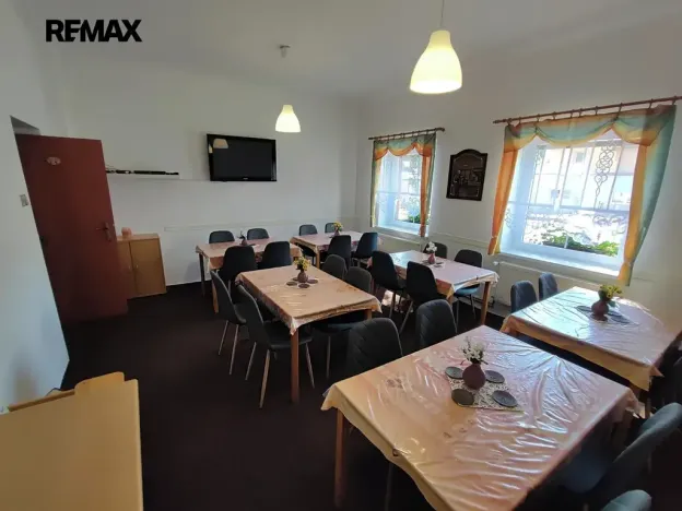 Prodej rodinného domu, Lipová-lázně, 555 m2