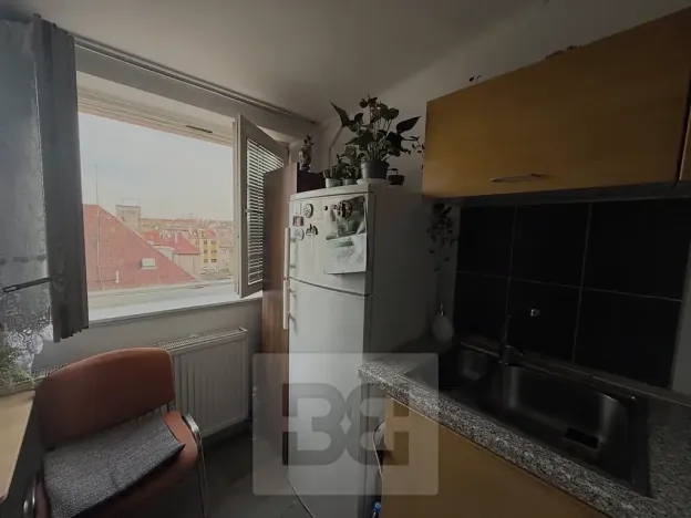 Pronájem bytu 2+kk, Praha - Strašnice, V úžlabině, 40 m2
