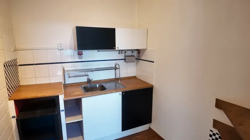 Prodej bytu 2+kk, Praha - Ruzyně, U valu, 42 m2