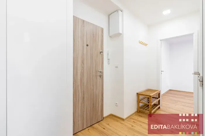 Pronájem bytu 1+1, Olomouc, Polívkova, 36 m2