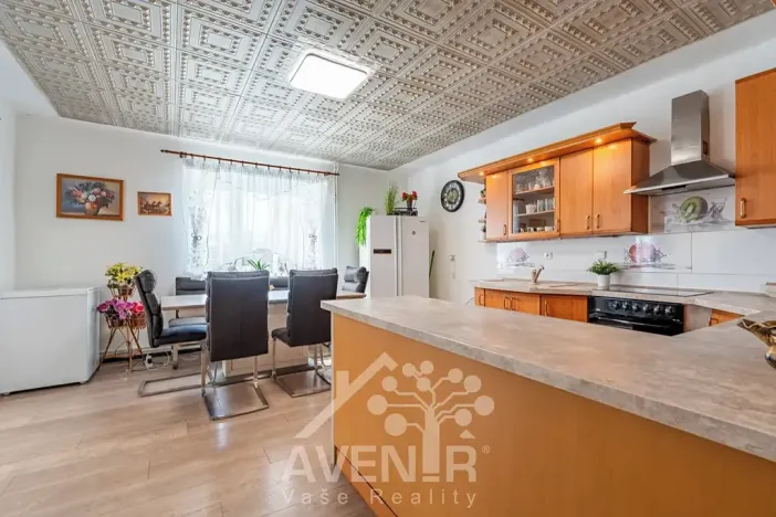 Prodej rodinného domu, Katusice, Kovaňská, 222 m2