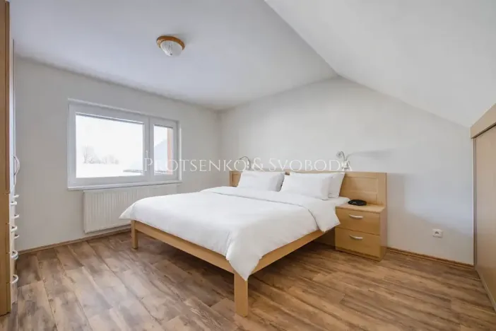 Prodej rodinného domu, Třebnouševes, 400 m2