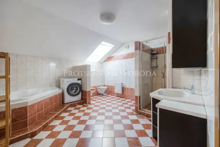 Prodej činžovního domu, Přerov nad Labem, 283 m2